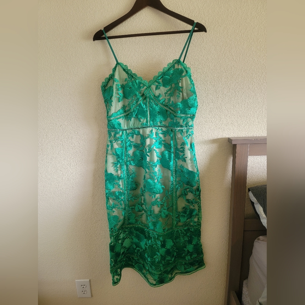 Lulu's Emerald Green Lace Cocktail Dress Gem